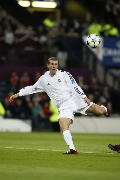 Zinedine Zidane 2001/02 Real Madrid Champions League Final Long Sleeve